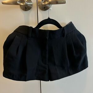 Aritzia Black Effortless Shorts